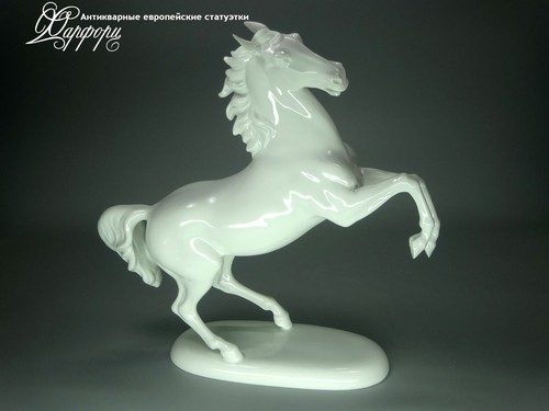 Купить фарфоровую статуэтку Rosenthal Конь на дыбах